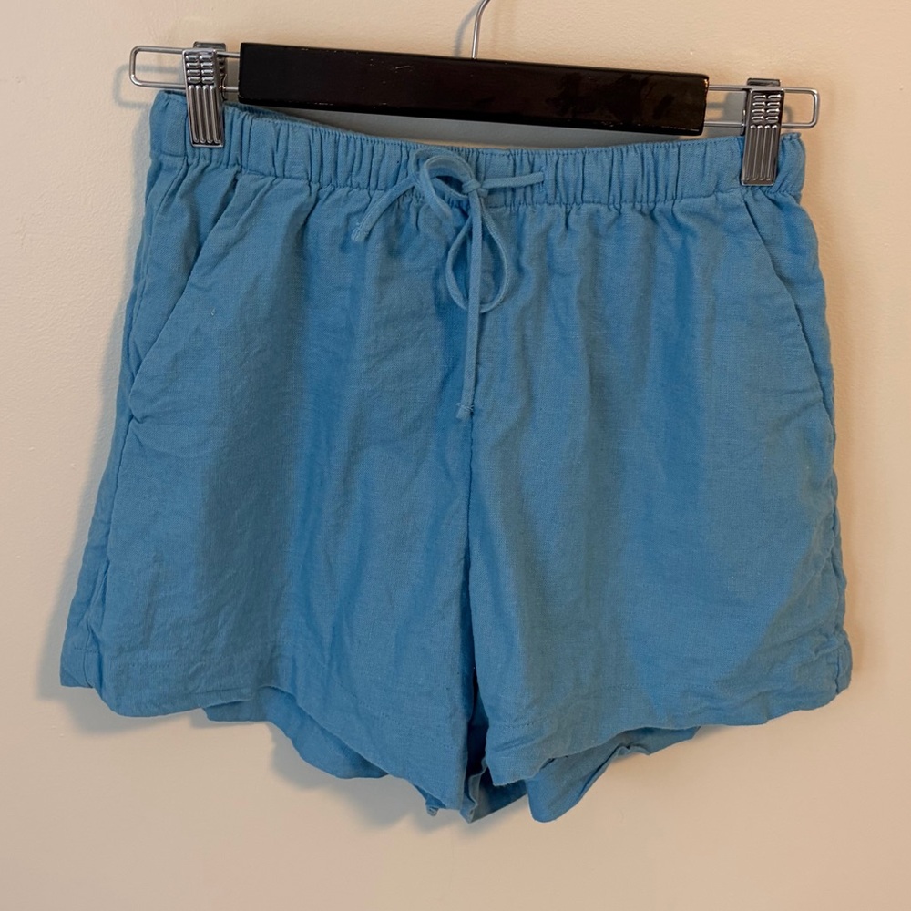 Abercrombie & Fitch Blue Linen Shorts - Picture 2 of 11